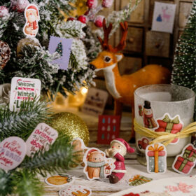 Cartoon Christmas Decorative Stickers - Food, Gifts, Stamps, Greetings