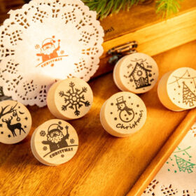 Christmas Round Rubber Stamp Set - Santa Claus, Snowflake, Reindeer, Christmas Tree, Snowman, House