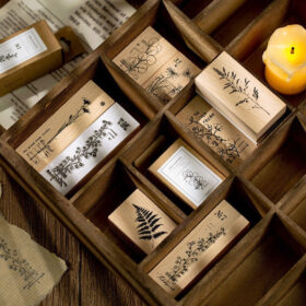 Flora Wooden Rubber Stamp - Daisy, Baby's Breath