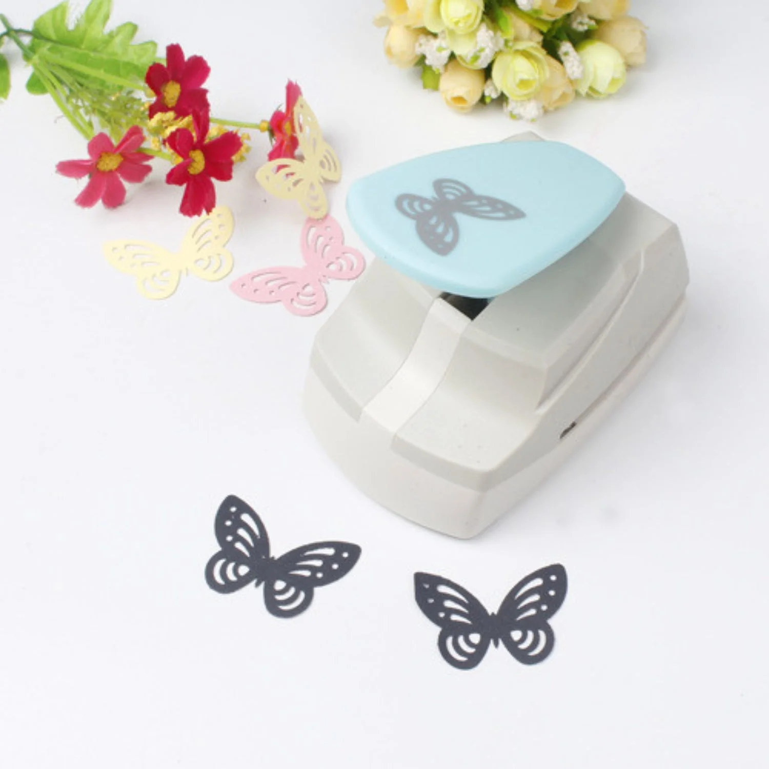 hollow-butterfly-pattern-handheld-paper-embossing-4 hollow butterfly pattern handheld paper embossing 4