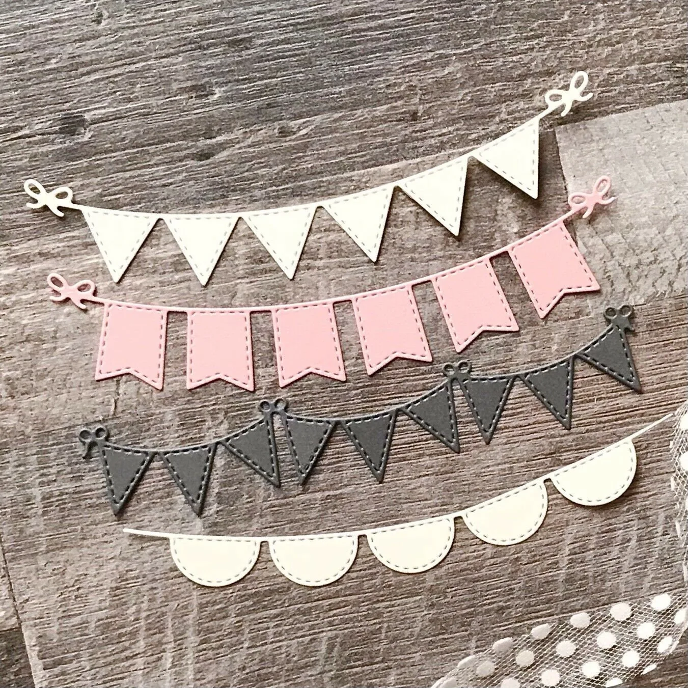 4pcs-triangle-circle-banners-metal-die-cuts-1 Sumflying 4Pcs Triangle Circle banners Metal Die Cuts - metal cutting die for scrapbooking and card making