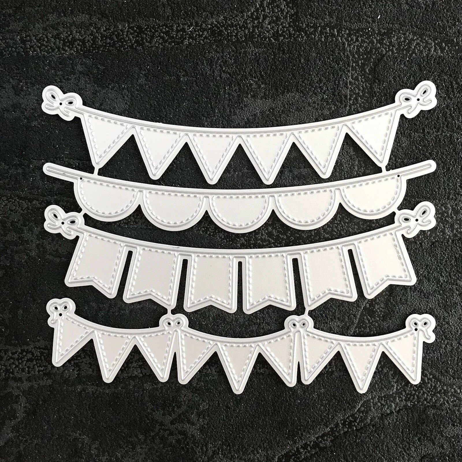 4pcs-triangle-circle-banners-metal-die-cuts-4 Sumflying 4Pcs Triangle Circle banners Metal Die Cuts - metal cutting die for scrapbooking and card making