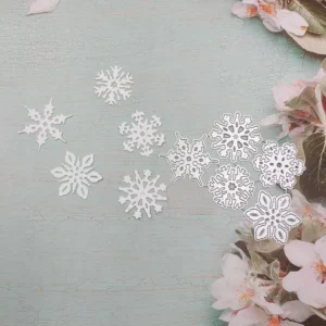 Sumflying 5 Pieces Snowflakes metal cutting die - detail view