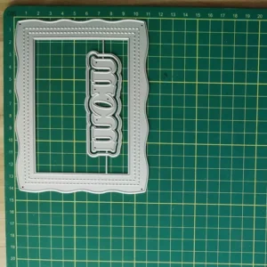 Layered Mom with Frame product detail photo | word metal cutting dies