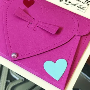 Close-up design – Sumflying Love Heart Envelope Metal Cutting Dies